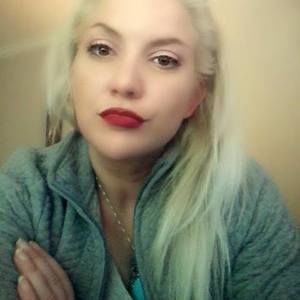 Meet your Posher, Leah